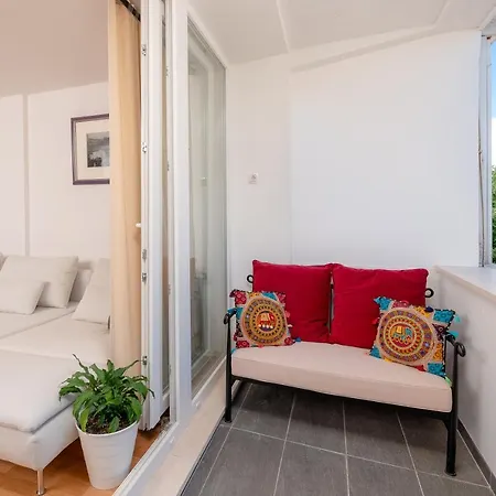 Nika Apartment Split